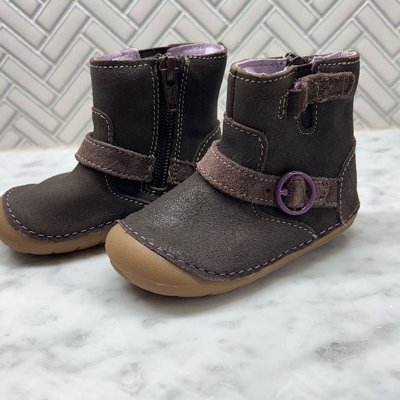 Stride Rite Thalia Brown Leather, Purple size 5W - Picture 9 of 9